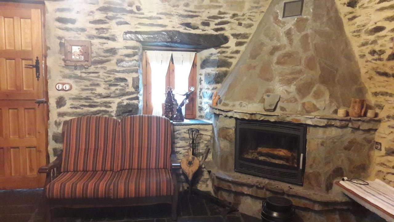 Casa Rural Albina Susane del Sil المظهر الخارجي الصورة
