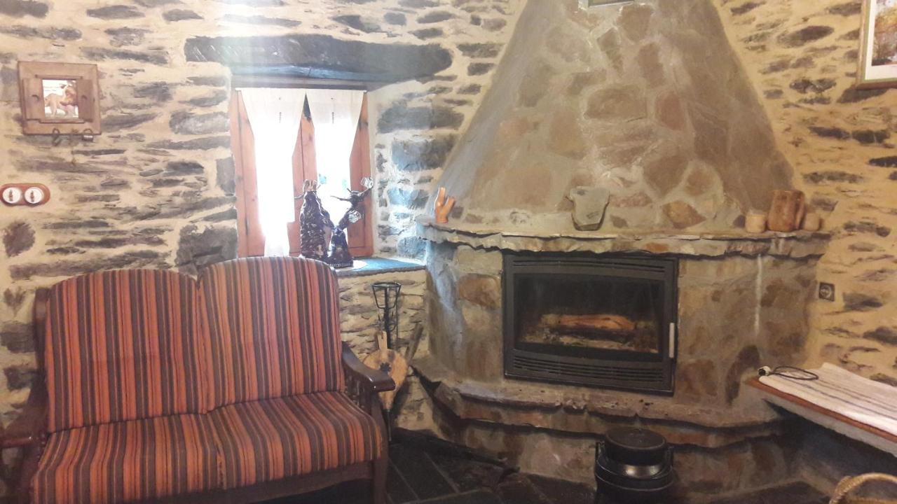 Casa Rural Albina Susane del Sil المظهر الخارجي الصورة